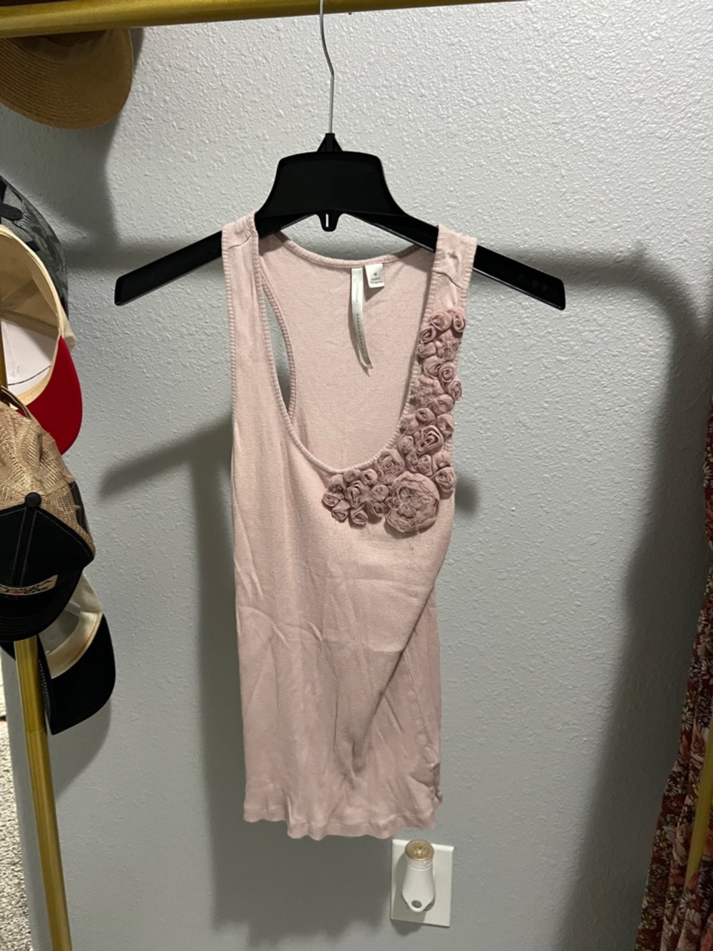 LC Lauren Conrad Pale Pink Floral Appliqué Racerback Tank